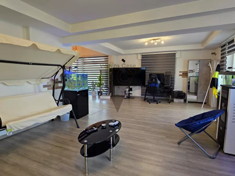 Immagine 4 di Casa bifamiliare in vendita  in VIA ROMA 67/69 a Campagna Lupia