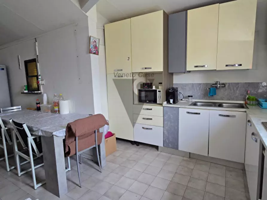 Immagine 8 di Casa bifamiliare in vendita  in VIA ROMA 67/69 a Campagna Lupia