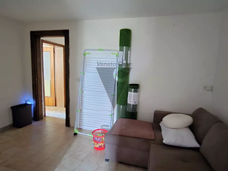 Immagine 9 di Casa bifamiliare in vendita  in VIA ROMA 67/69 a Campagna Lupia