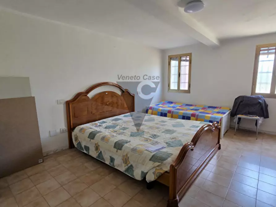 Immagine 10 di Casa bifamiliare in vendita  in VIA ROMA 67/69 a Campagna Lupia