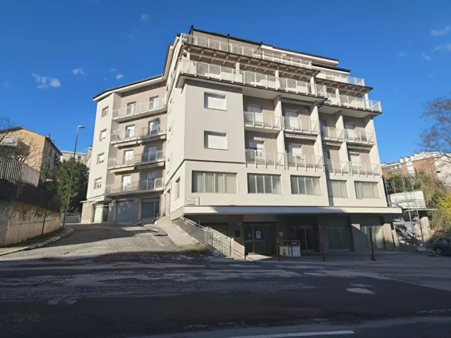 Immagine 10 di Appartamento in vendita  in Via Francesco Panfilo 5 a Macerata