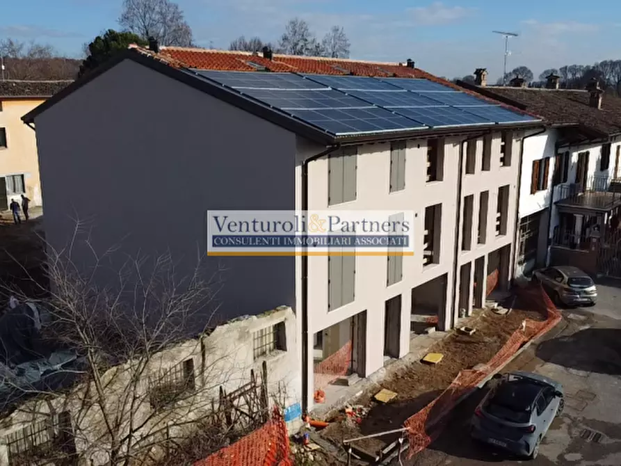 Immagine 3 di Appartamento in vendita  in Via Staffolo a Lonato del Garda