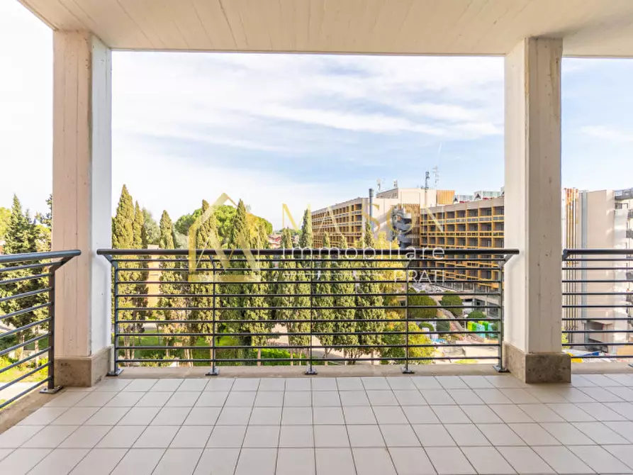 Immagine 6 di Appartamento in vendita  in Via Bogliasco a Roma