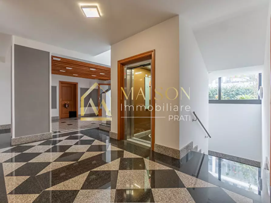 Immagine 35 di Appartamento in vendita  in Via Bogliasco a Roma