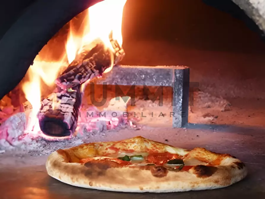 Immagine 9 di Attività commerciale in vendita  a Thiene