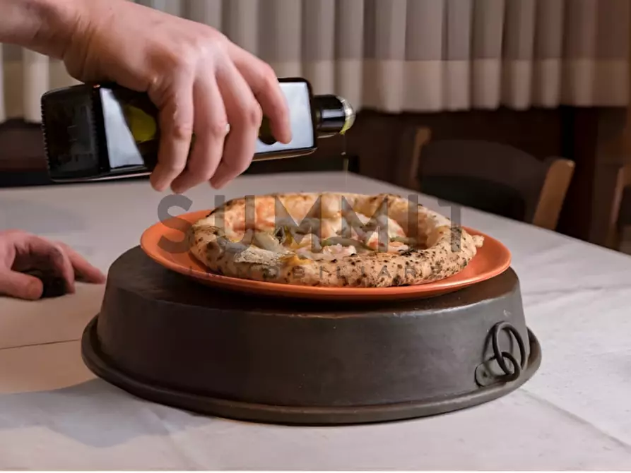 Immagine 10 di Attività commerciale in vendita  a Thiene