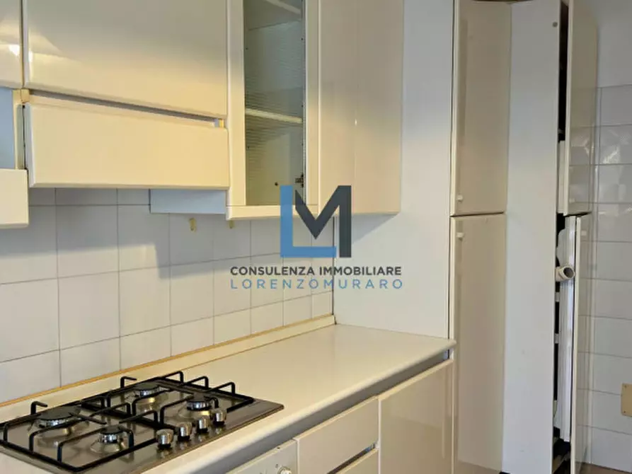 Immagine 4 di Appartamento in vendita  a Montebelluna