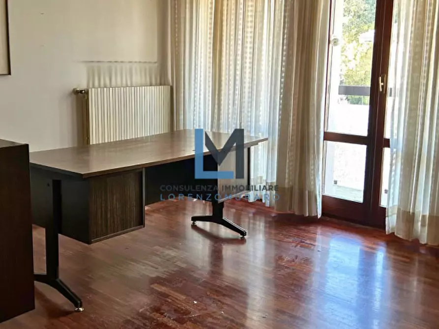 Immagine 5 di Appartamento in vendita  a Montebelluna