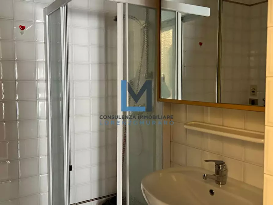 Immagine 10 di Appartamento in vendita  a Montebelluna