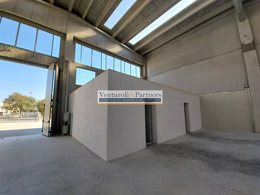 Immagine 4 di Capannone industriale in affitto  in Via Brescia a Montichiari