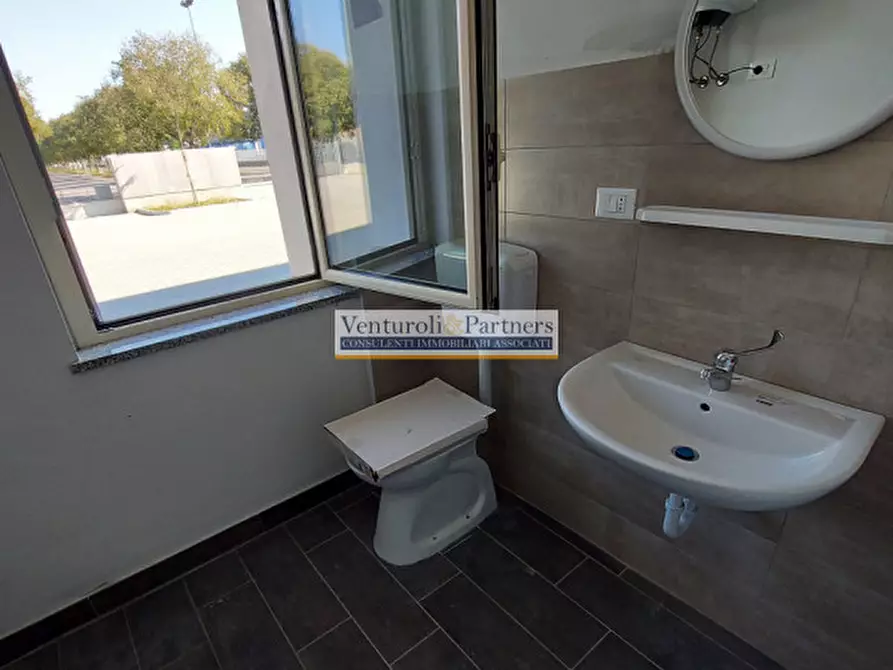 Immagine 6 di Capannone industriale in affitto  in Via Brescia a Montichiari