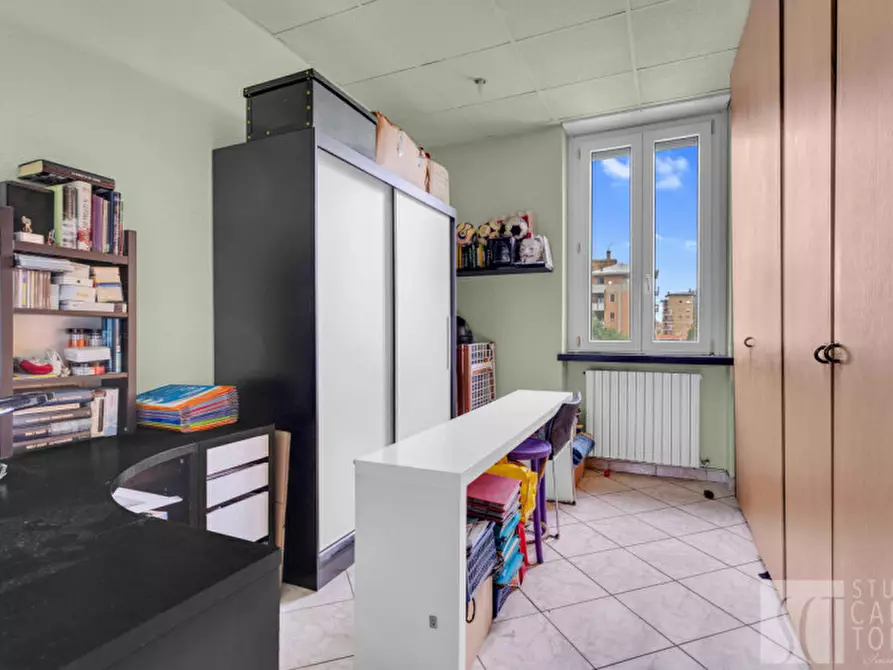 Immagine 15 di Appartamento in vendita  in Alzaia Naviglio Pavese, 60 a Milano