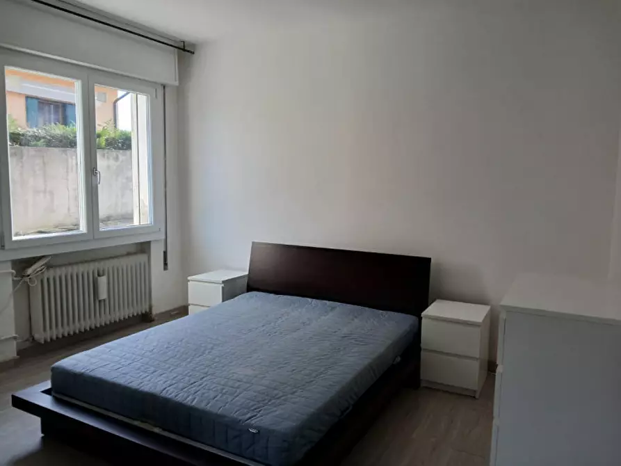 Immagine 2 di Camera in affitto  a Legnaro