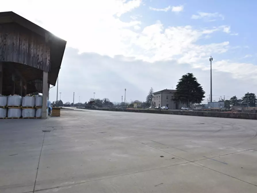 Immagine 18 di Capannone industriale in affitto  in Via Sottosengia 17 a Sant'ambrogio Di Valpolicella