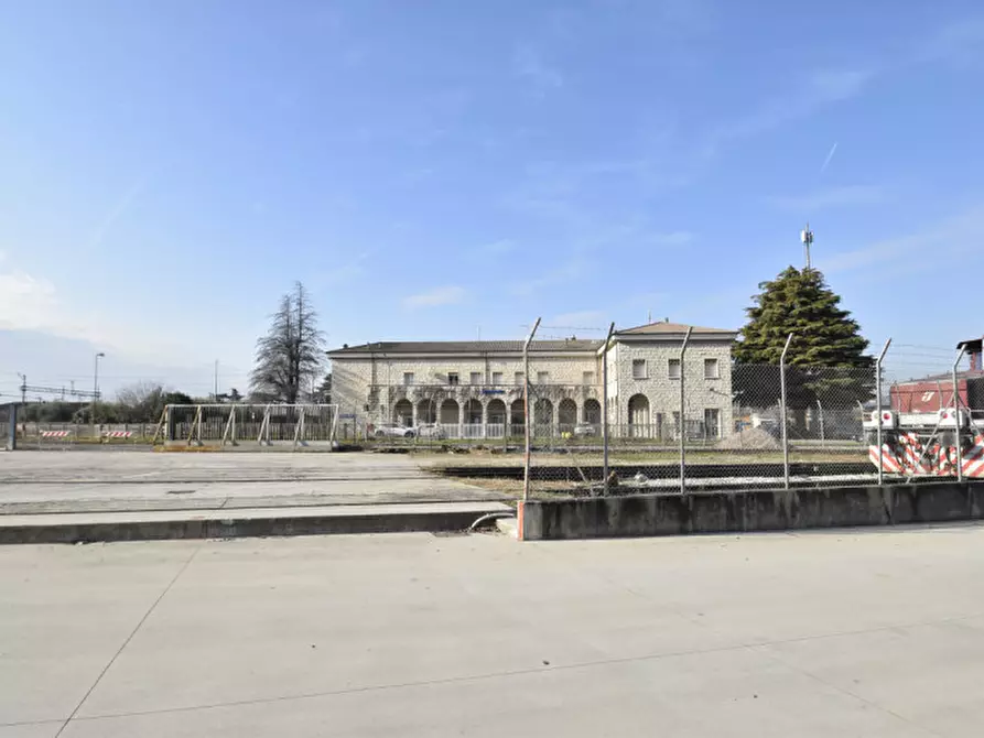 Immagine 20 di Capannone industriale in affitto  in Via Sottosengia 17 a Sant'ambrogio Di Valpolicella