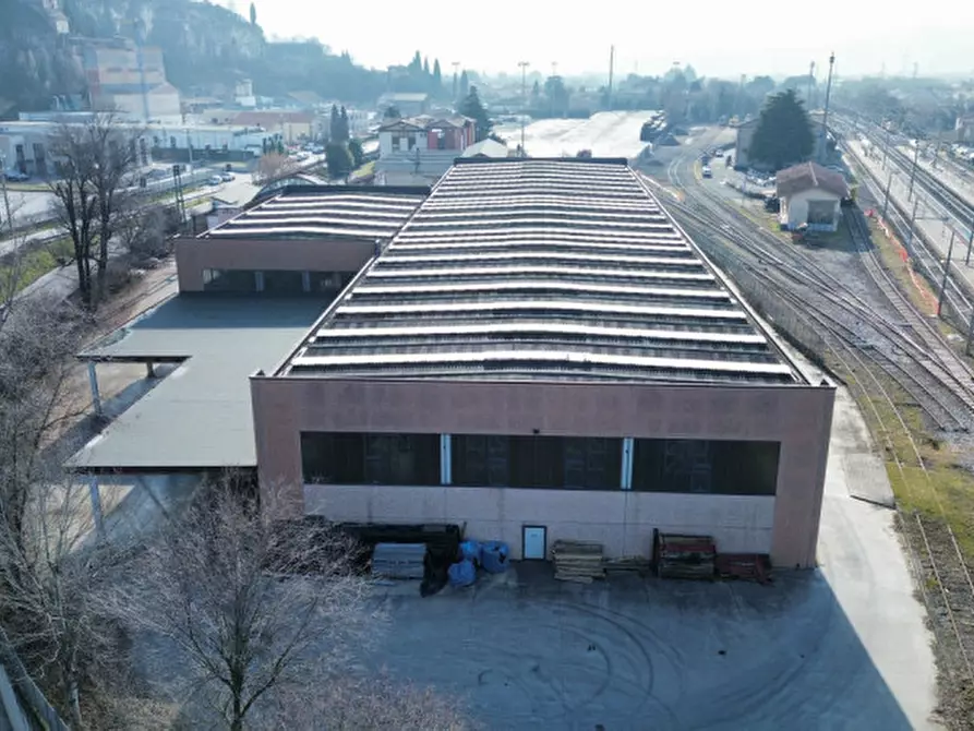 Immagine 26 di Capannone industriale in affitto  in Via Sottosengia 17 a Sant'ambrogio Di Valpolicella