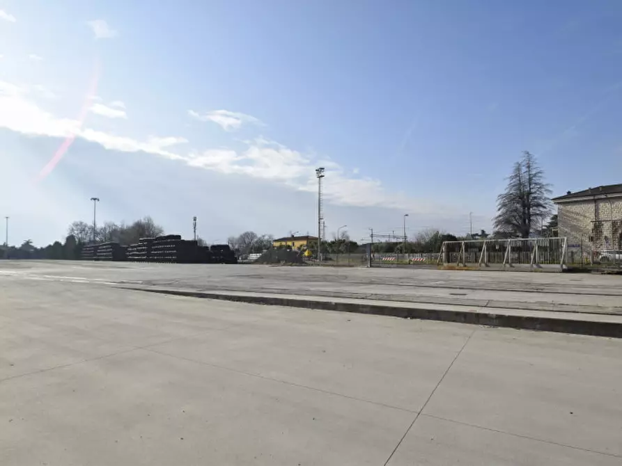 Immagine 11 di Capannone industriale in affitto  in Via Sottosengia 17 a Sant'ambrogio Di Valpolicella