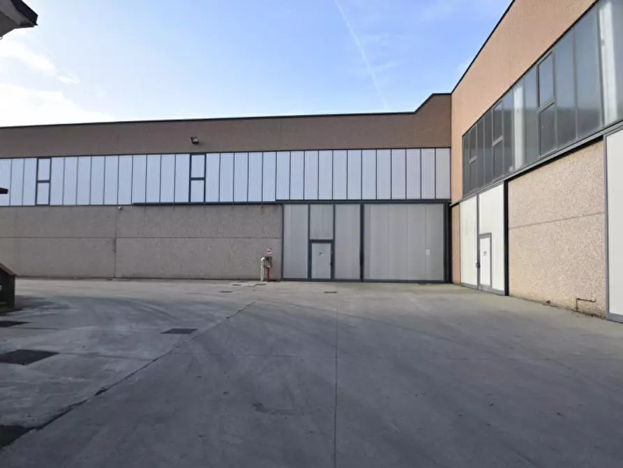 Immagine 21 di Capannone industriale in affitto  in Via Sottosengia 17 a Sant'ambrogio Di Valpolicella