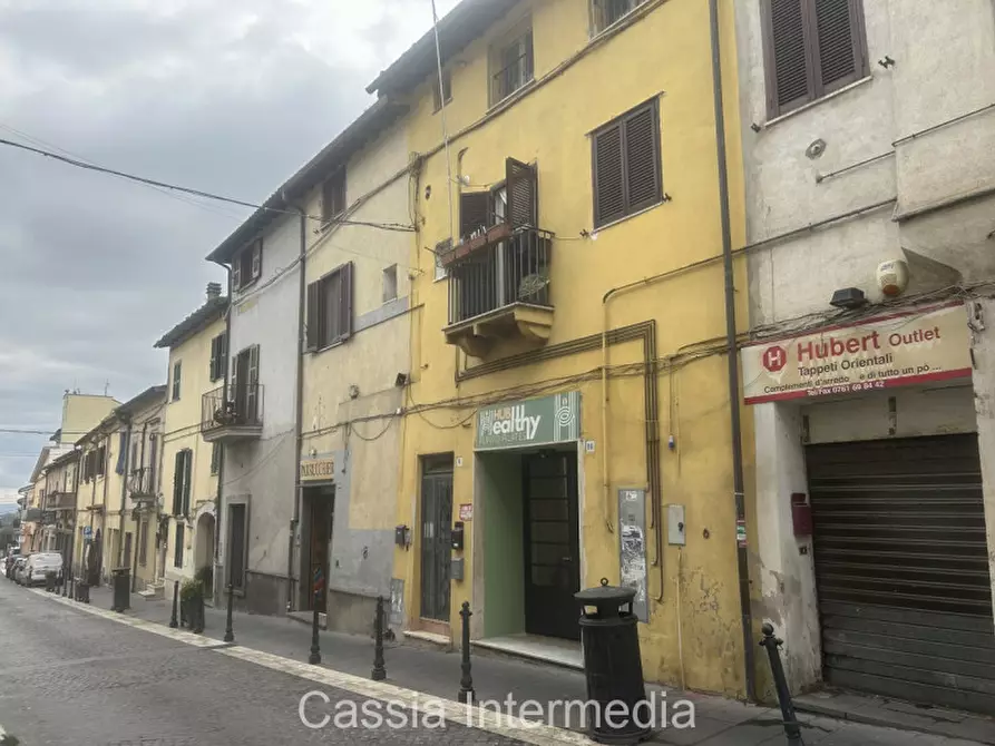 Immagine 1 di Appartamento in vendita  in Via Roma 18 a Monterosi