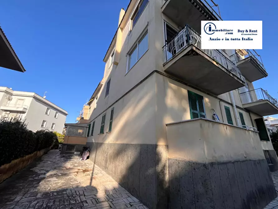 Immagine 4 di Appartamento in vendita  in Via degli Etruschi a Anzio