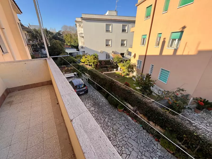 Immagine 5 di Appartamento in vendita  in Via degli Etruschi a Anzio