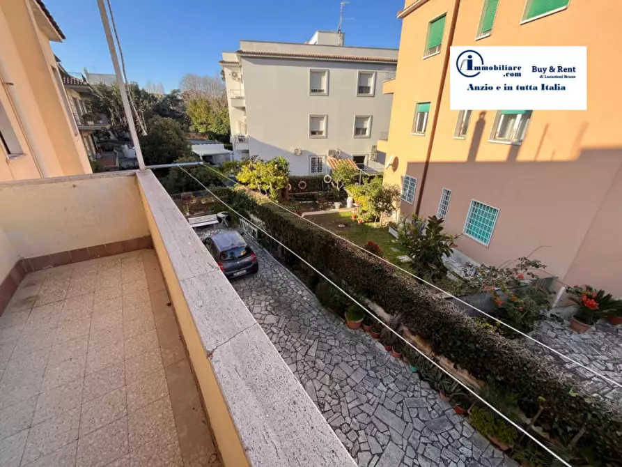 Immagine 5 di Appartamento in vendita  in Via degli Etruschi a Anzio
