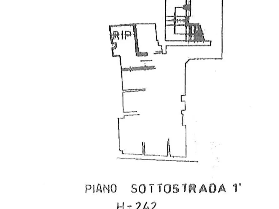 Immagine 21 di Appartamento in vendita  a Padova