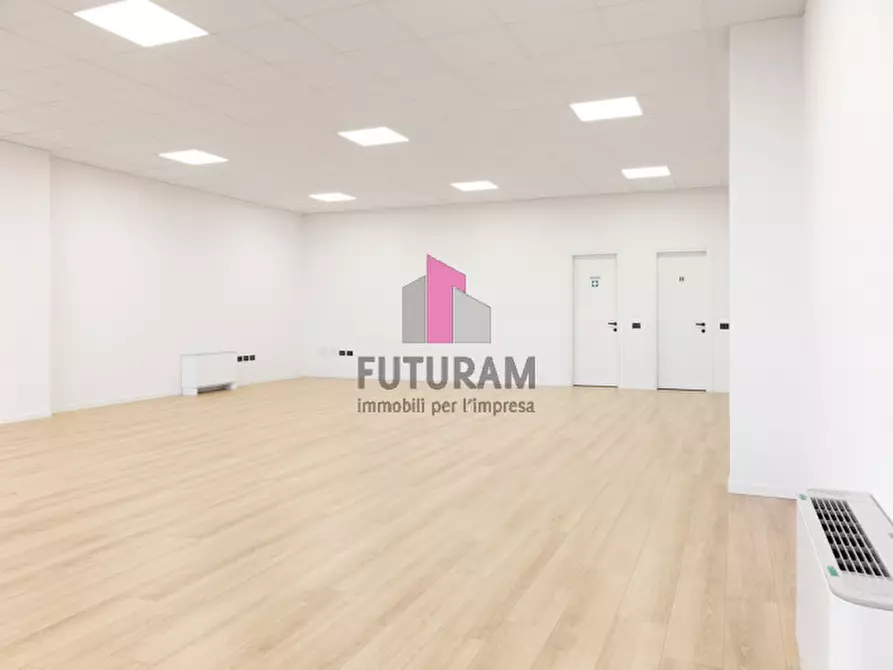 Immagine 1 di Ufficio in affitto  a Creazzo