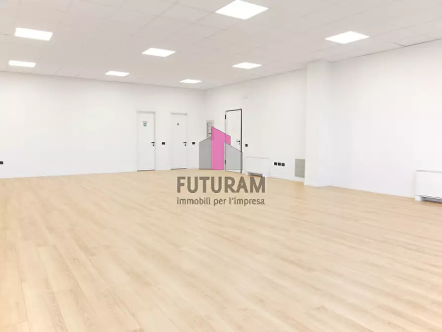 Immagine 3 di Ufficio in affitto  a Creazzo