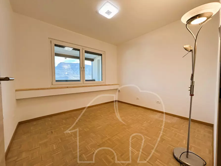 Immagine 4 di Appartamento in vendita  in Kalterer-See-Straße - Via Lago di Caldaro a Termeno Sulla Strada Del Vino .Tramin An Der.