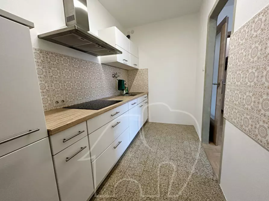 Immagine 7 di Appartamento in vendita  in Kalterer-See-Straße - Via Lago di Caldaro a Termeno Sulla Strada Del Vino .Tramin An Der.