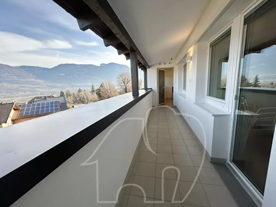 Immagine 9 di Appartamento in vendita  in Kalterer-See-Straße - Via Lago di Caldaro a Termeno Sulla Strada Del Vino .Tramin An Der.