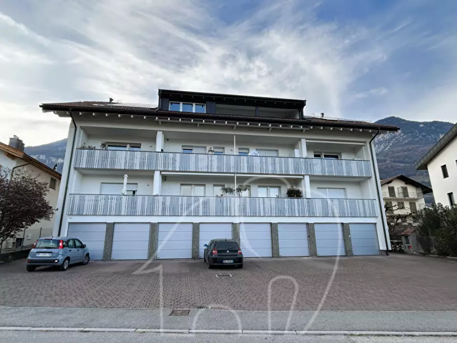 Immagine 12 di Appartamento in vendita  in Kalterer-See-Straße - Via Lago di Caldaro a Termeno Sulla Strada Del Vino .Tramin An Der.