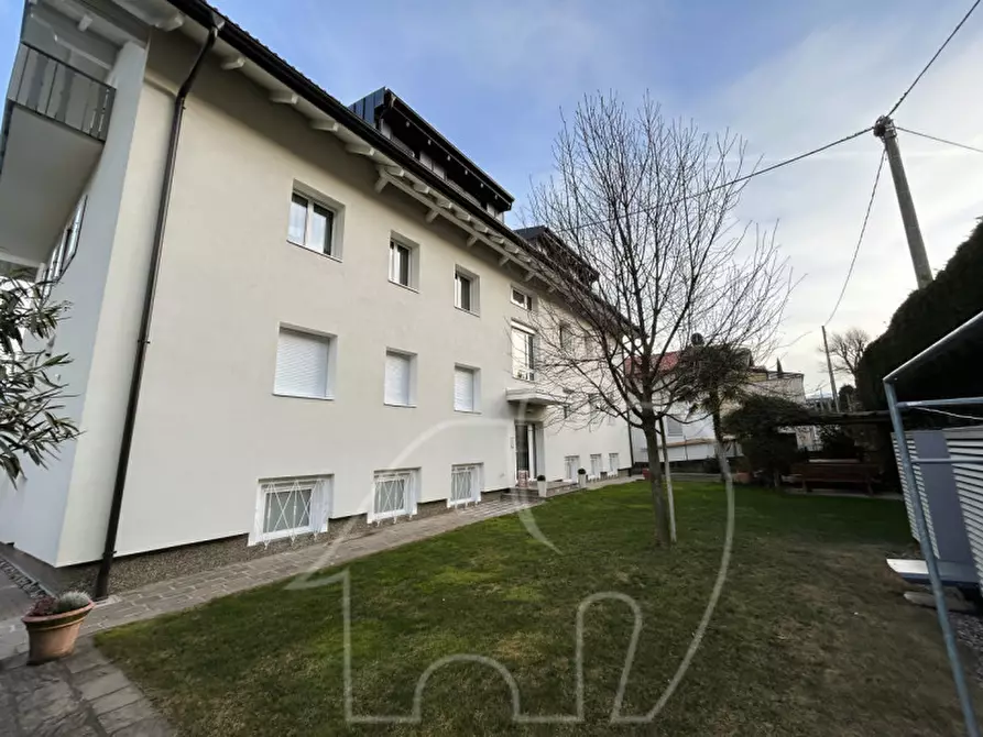 Immagine 16 di Appartamento in vendita  in Kalterer-See-Straße - Via Lago di Caldaro a Termeno Sulla Strada Del Vino .Tramin An Der.