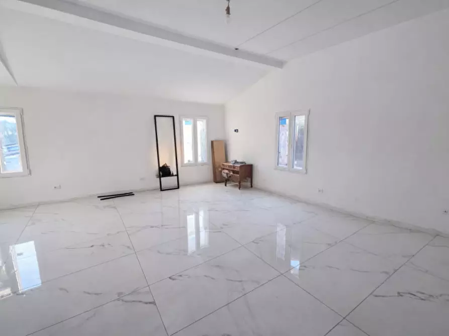 Immagine 3 di Appartamento in vendita  in Via Francesco Morosini a Loreggia