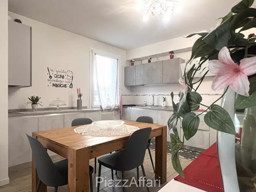 Immagine 6 di Appartamento in vendita  in Via Aldo Moro a Brugine