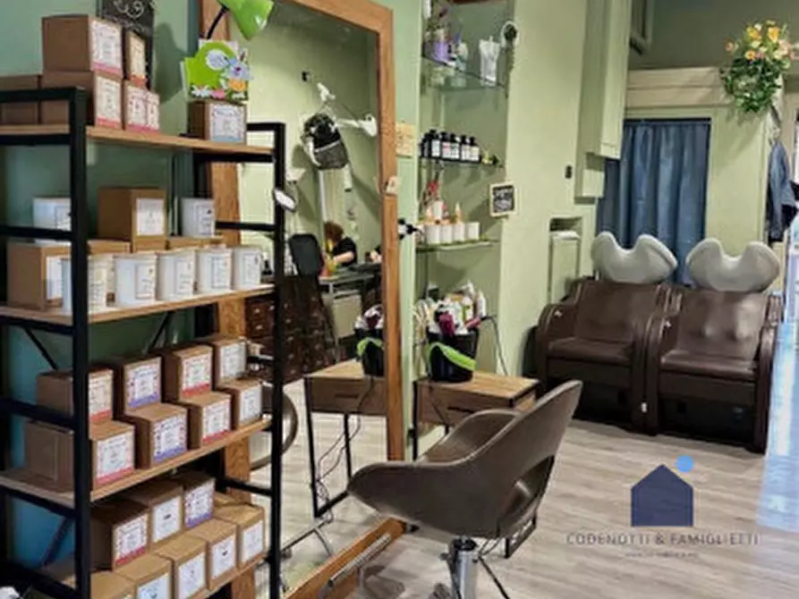 Immagine 4 di Negozio in vendita  in Via Giacomo Matteotti, 14 a Castenedolo