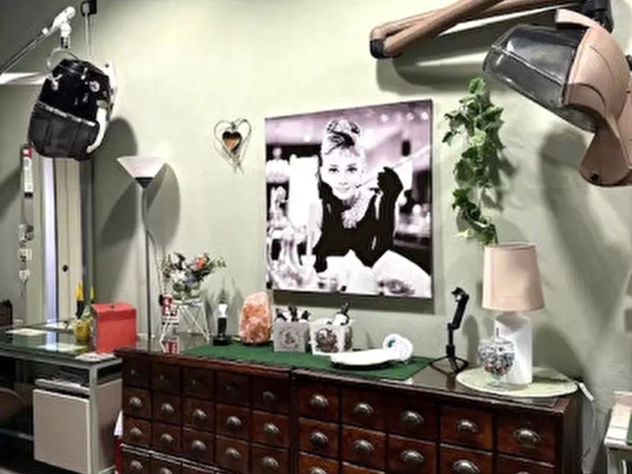 Immagine 4 di Negozio in vendita  in Via Giacomo Matteotti a Castenedolo