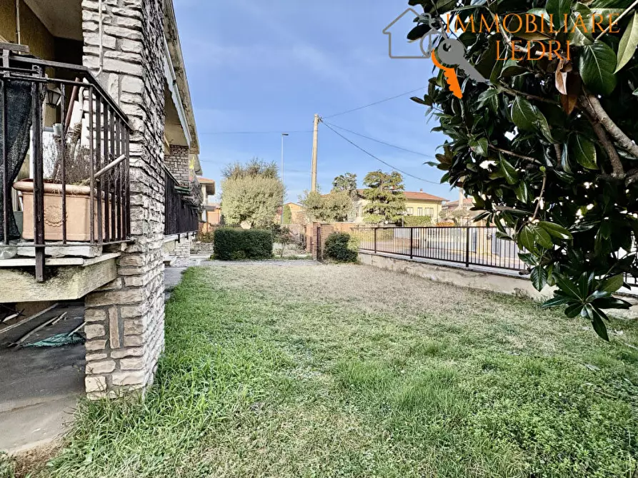 Immagine 5 di Villa in vendita  in Via dell'Esperanto a Villafranca Di Verona