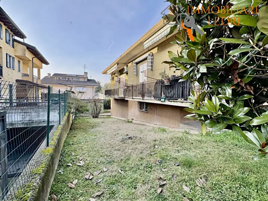 Immagine 6 di Villa in vendita  in Via dell'Esperanto a Villafranca Di Verona