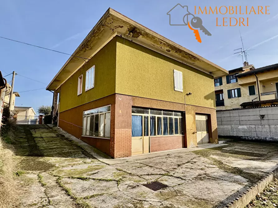 Immagine 7 di Villa in vendita  in Via dell'Esperanto a Villafranca Di Verona