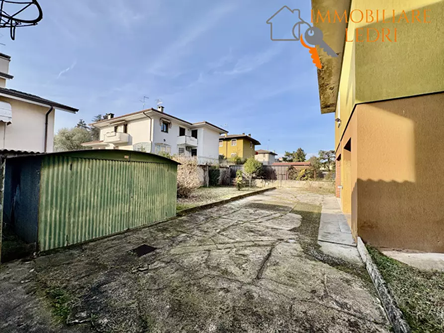 Immagine 11 di Villa in vendita  in Via dell'Esperanto a Villafranca Di Verona