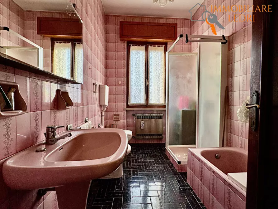 Immagine 39 di Villa in vendita  in Via dell'Esperanto a Villafranca Di Verona