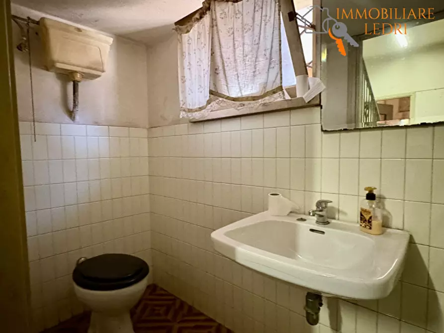 Immagine 43 di Villa in vendita  in Via dell'Esperanto a Villafranca Di Verona