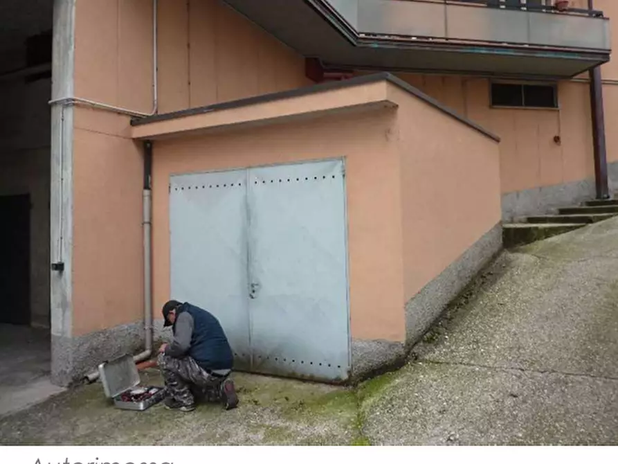 Immagine 10 di Appartamento in vendita  in Via Amerigo Vespucci 8 a Verona