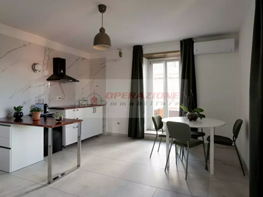 Immagine 3 di Appartamento in vendita  in Via Gabriella degli Esposti a Roma