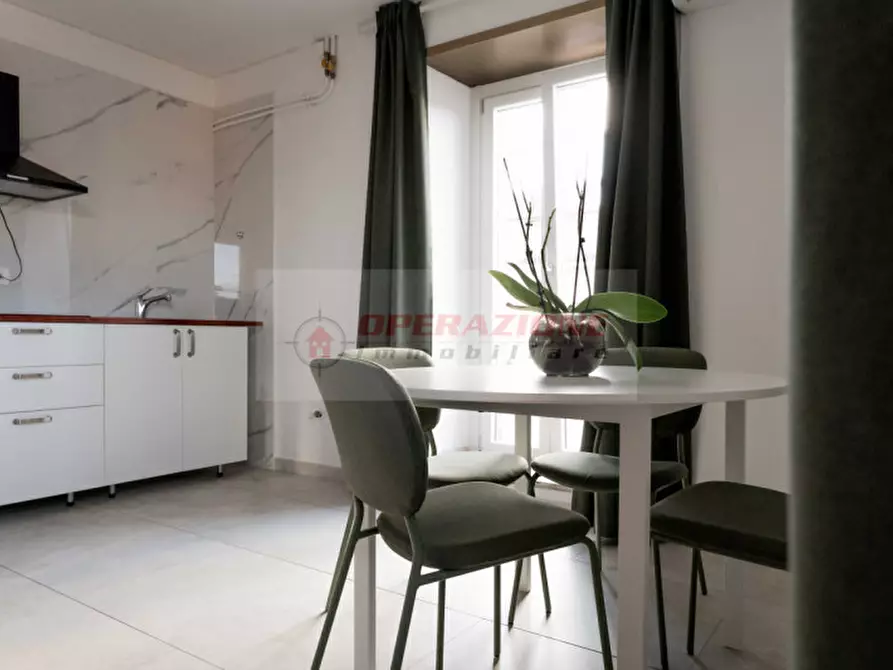 Immagine 5 di Appartamento in vendita  in Via Gabriella degli Esposti a Roma