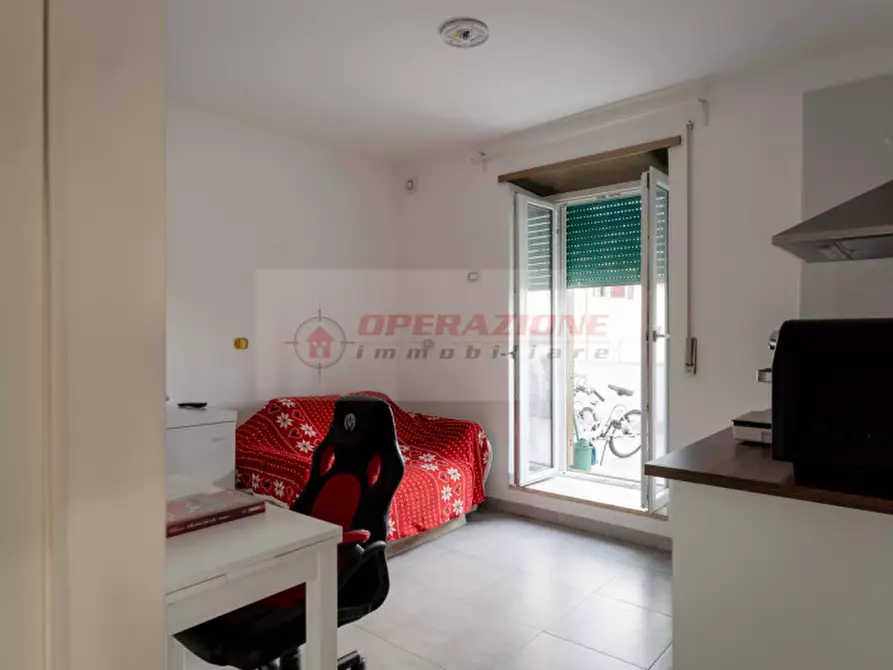 Immagine 15 di Appartamento in vendita  in Via Gabriella degli Esposti a Roma