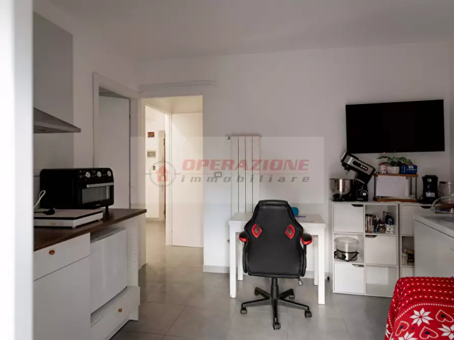 Immagine 17 di Appartamento in vendita  in Via Gabriella degli Esposti a Roma