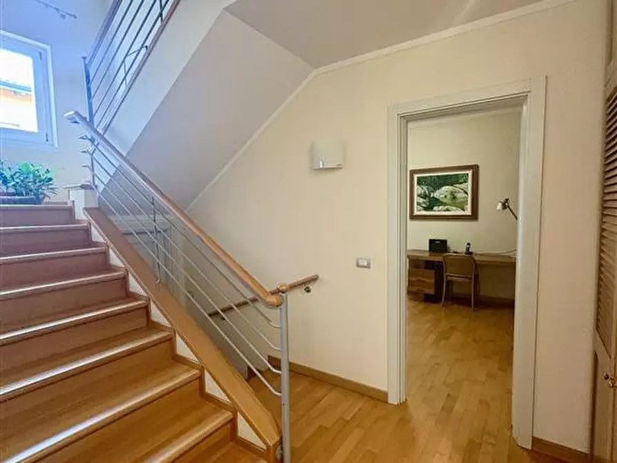 Immagine 19 di Villa in vendita  in zona stadio a Loro Ciuffenna